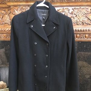 Black wool short double breasted coat